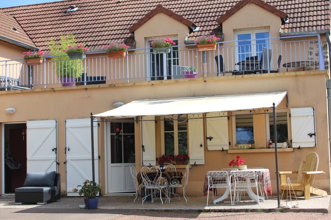 Au Rendez Vous De L'Auxois B&B Essey Eksteriør bilde